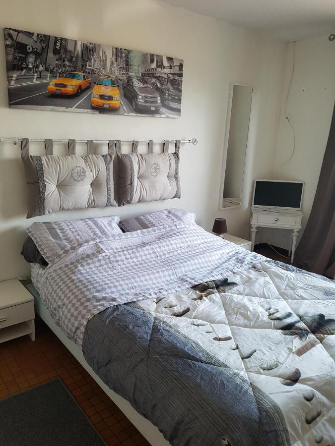 Doppelzimmer mit Gartenblick